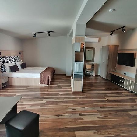 Hotel BLVD 7 Plowdiw Zimmer foto