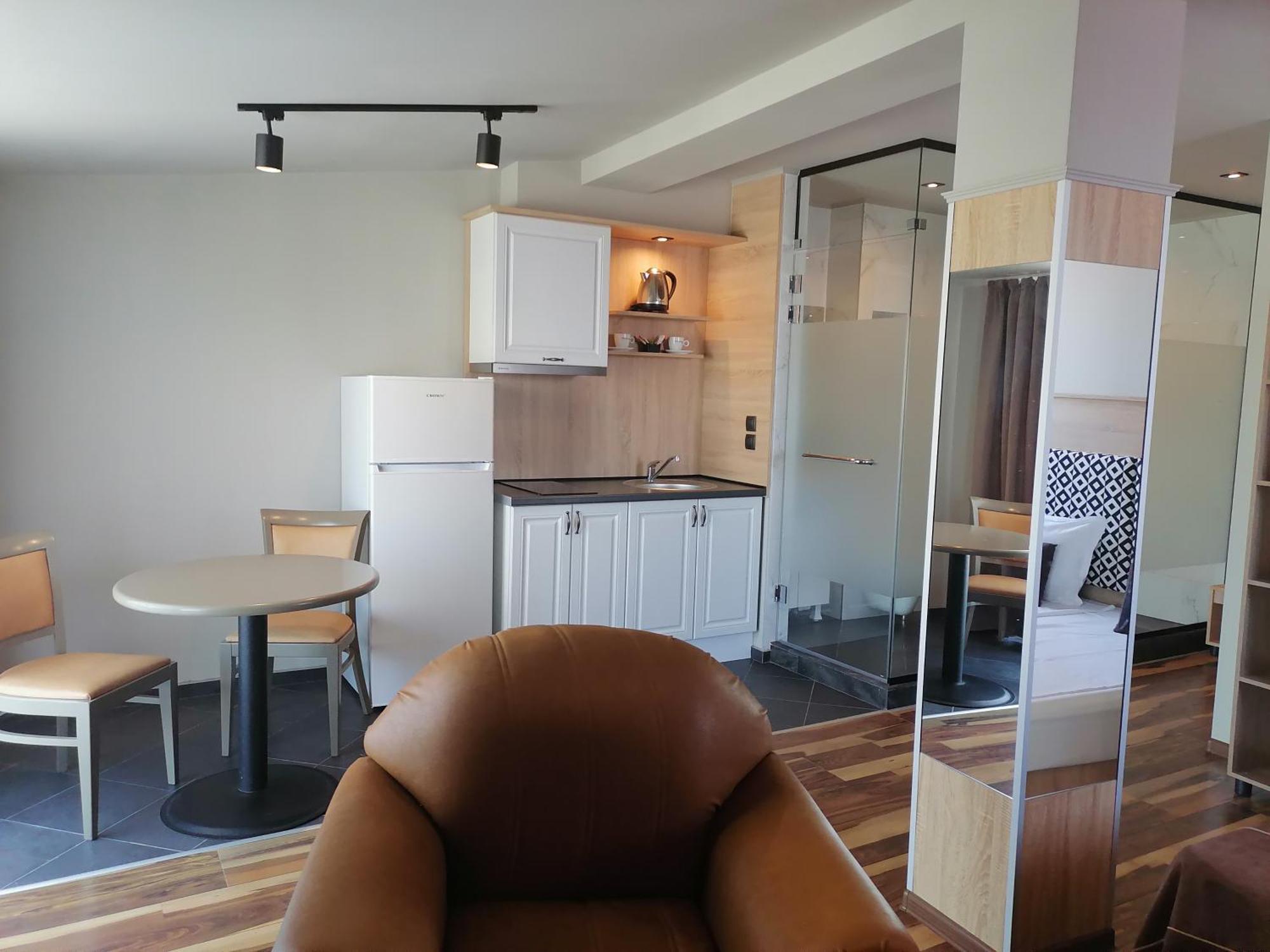 Hotel BLVD 7 Plowdiw Zimmer foto
