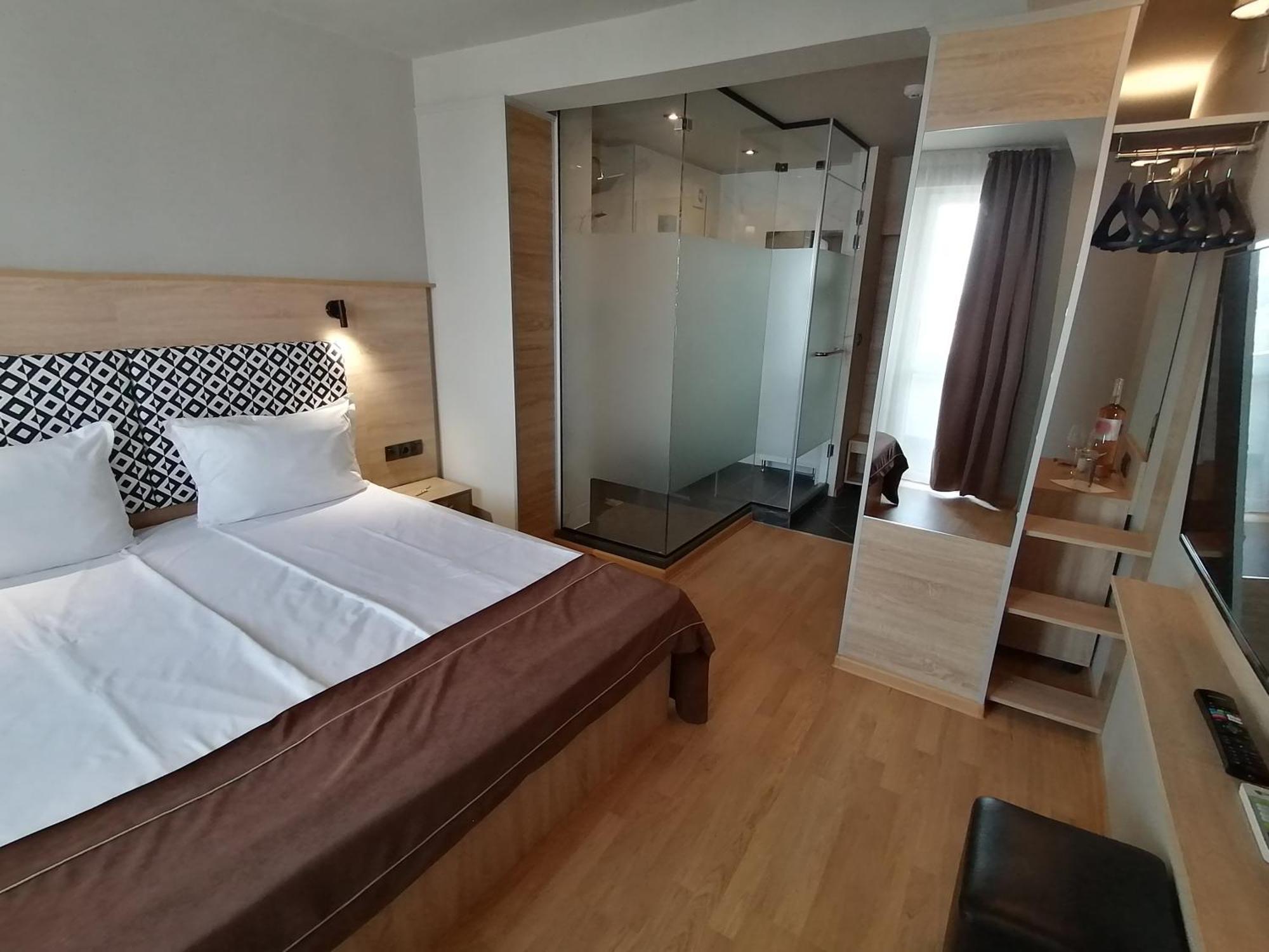Hotel BLVD 7 Plowdiw Zimmer foto