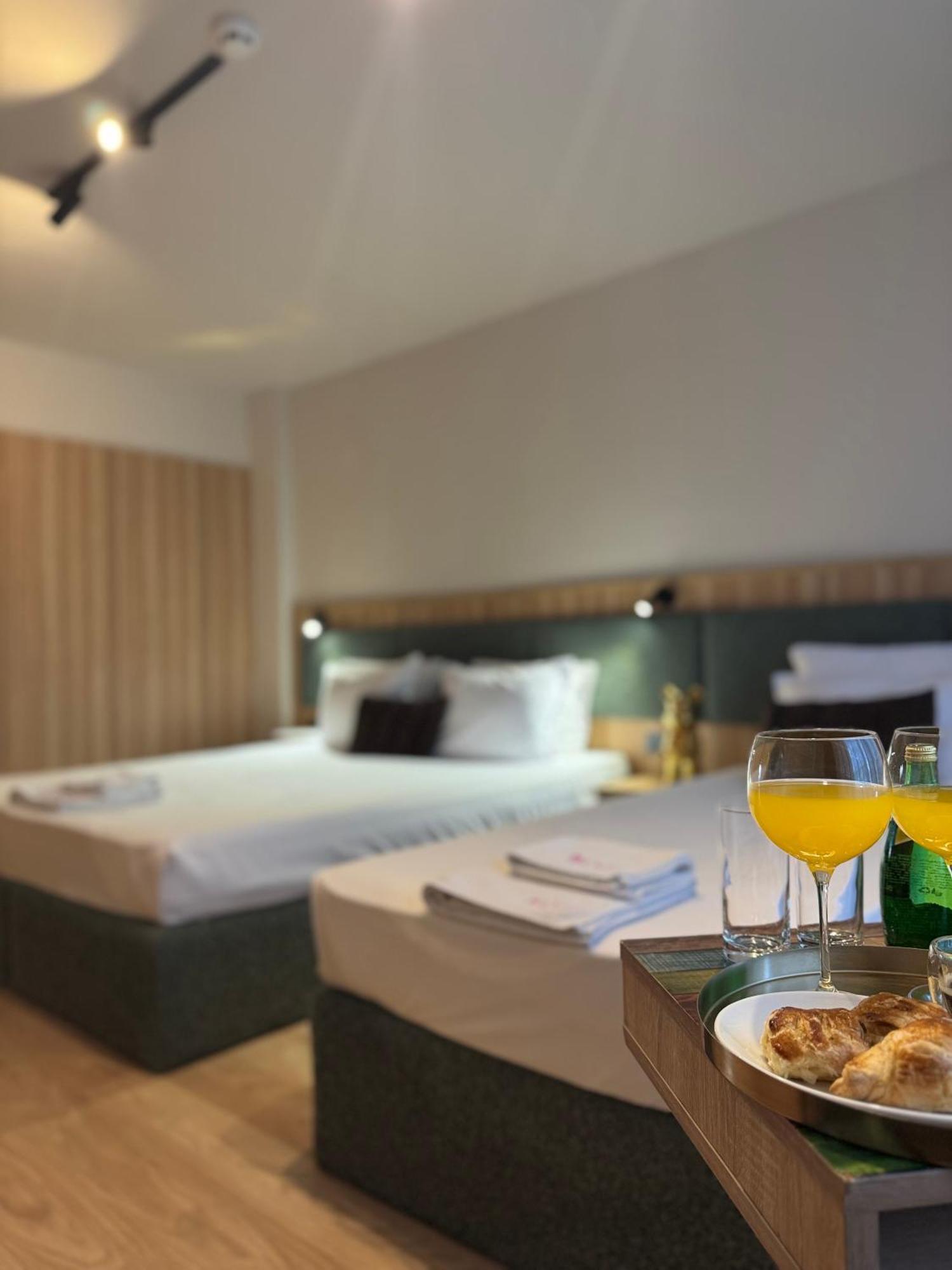 Hotel BLVD 7 Plowdiw Zimmer foto